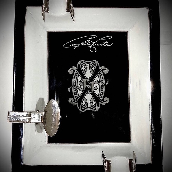 S.T. Dupont Paris Fuente Fuente Opus X Luxury Cigar Ashtray - Picture 2 of 5